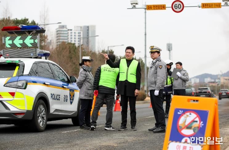 인천 중구, 삼일절 연휴 하늘대로 ‘이륜차 소음·불법개조’ 합동단속