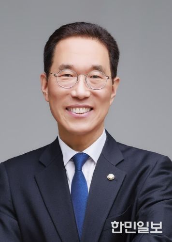 더불어민주당 김주영 국회의원(경기 김포시갑, 국회 기후에너지환경노동위원회 간사)