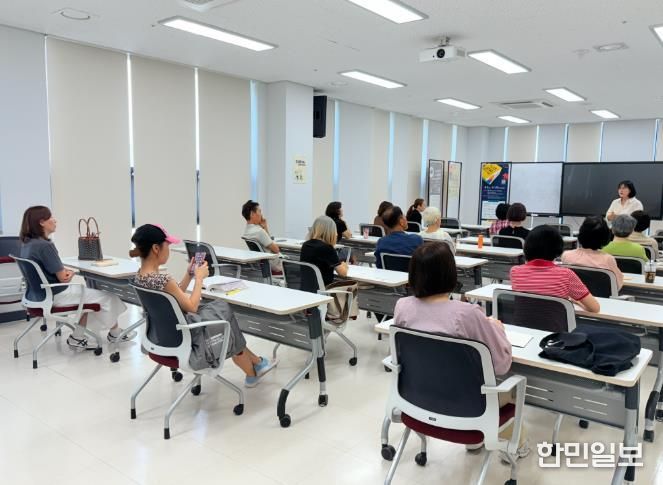 지난해 양산도서관 교양으로 읽는 서양고대사 운영사진