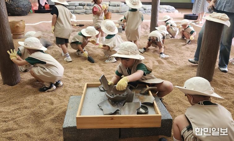 정읍시립박물관, ‘꼬마 고고학자’ 발굴체험 본격 시작…602명 참여