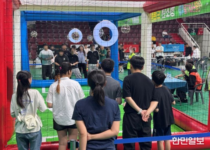 2025년 제22회 안양스마T움 축제 과학기술정보통신부 장관배 드론 축구 대회 모습