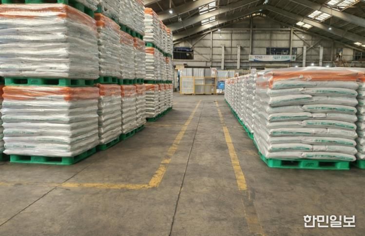 무기질 비료 사진