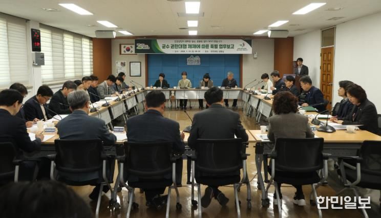 진안군 이경영 진안군수 권한대행 체제 전환(긴급 간부회의 개최)