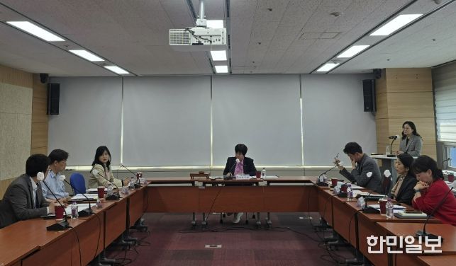용인특례시는 23일 시청 컨퍼런스룸에서 학교폭력대책지역협의회를 열었다