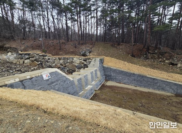 2025년에 시공된 강현면 중복리 사방댐