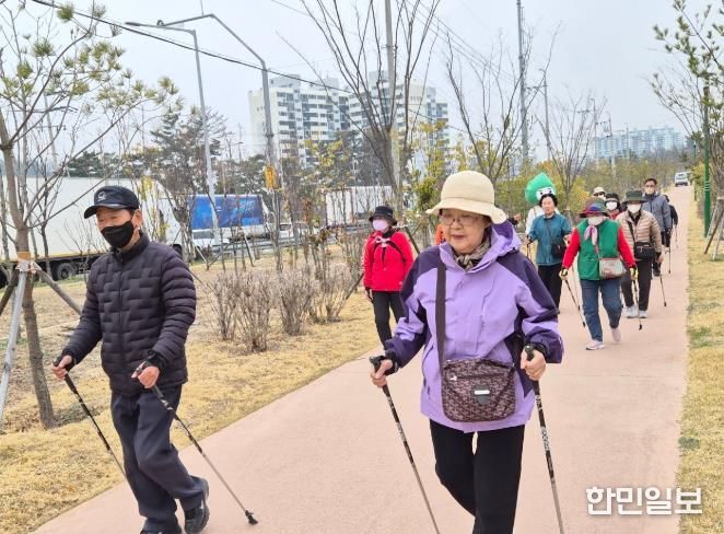이화정센터 함께 걷기 노르딕워킹