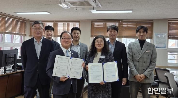 김해시 장유스포츠센터, 장애학생 수영교실 운영 업무협약 체결