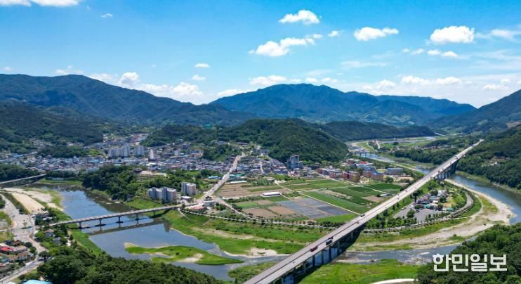 산청군 산청읍 전경.