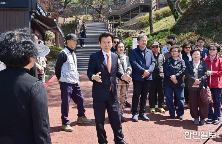 진주시, ‘진주성 서문 진입로 개선공사’ 완료
