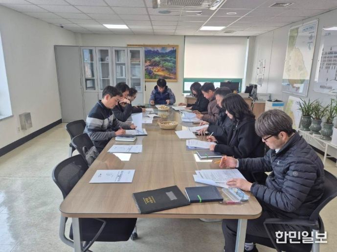 지난 3월 제1차 하천∙계곡 불법점용시설 정비 TF회의가 진행됐다.