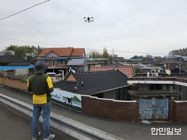 여수시가 지적재조사사업에 ‘3D 입체 드론 정밀 영상’ 기술을 도입해 율촌 득실지구(350필지, 156,361㎡)에 대한 3D드론 영상 촬영을 완료했다.