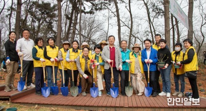 3일, 제81회 식목일 기념 나무심기 행사