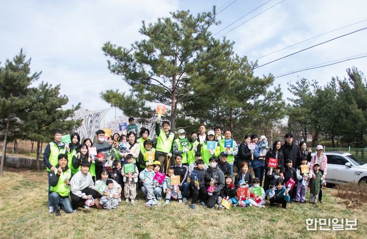 인천 서구 지속가능발전협의회, 나무심기로 배우는 탄소중립... 환경 교육 첫걸음