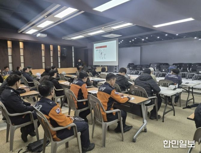 BTS 월드투어 대비 민관 합동점검반 회의 장면