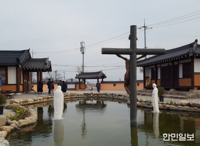완주, 세계청년대회 앞두고 ‘글로벌 성지’