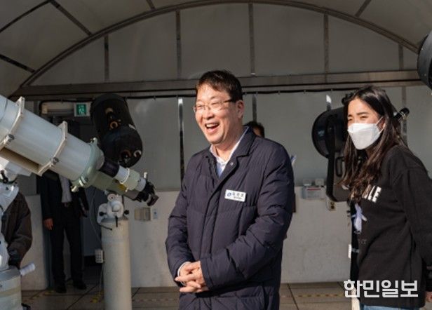 광진 청소년 진로직업체험지원센터에 방문한 모습