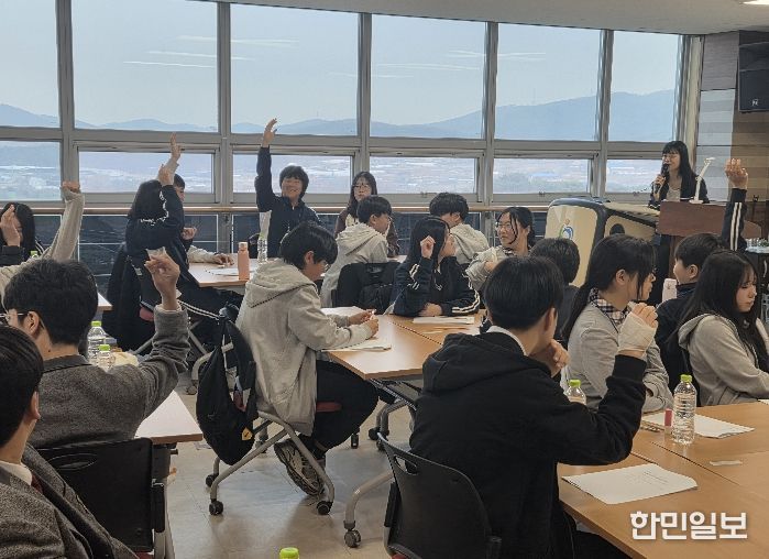 결이음교육과정 ‘미술 같이 수업’ 진행