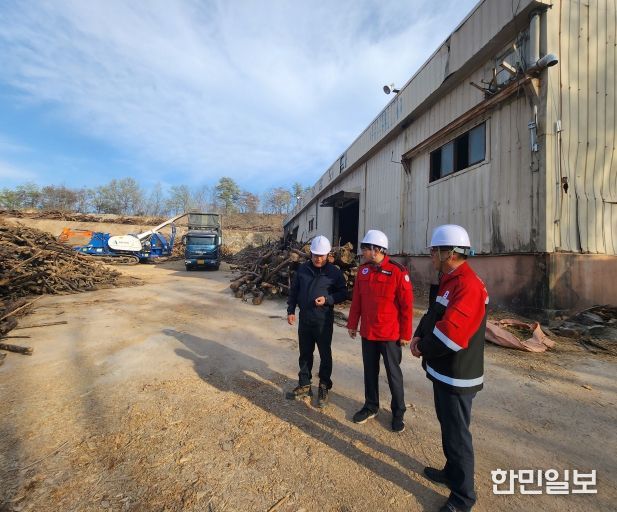 산림청은 4월 13일부터 14일까지 경북지역 산불피해목 제거사업 추진 상황을 긴급점검한다고 밝혔다.