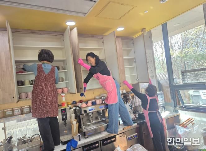 부평구노인복지관, 봄철 환경정비로 쾌적함과 활기 넘쳐!